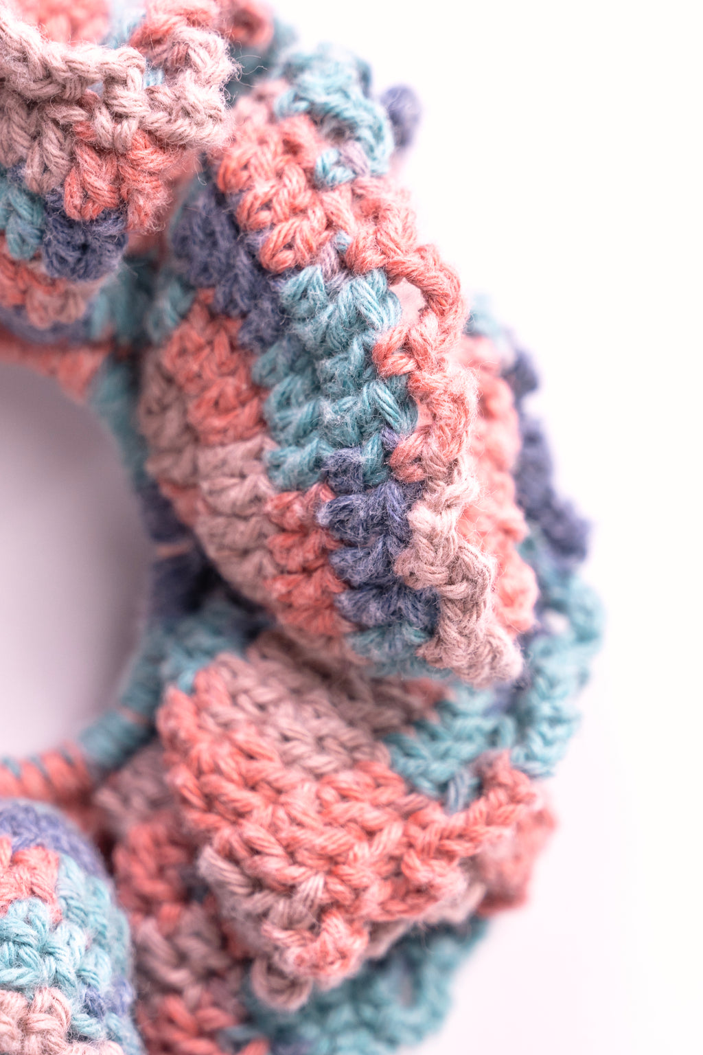 Scrunchie Uncinetto Aurora